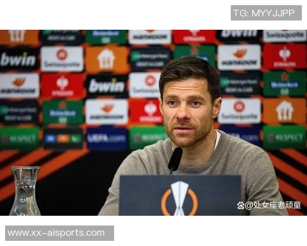 阿隆索：布斯克茨速度不是最快的，但脑子转得最快——足球智慧的独特魅力